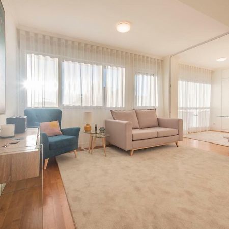 Saldanha Executive Apartment By The Portuguese Butler Лиссабон Экстерьер фото